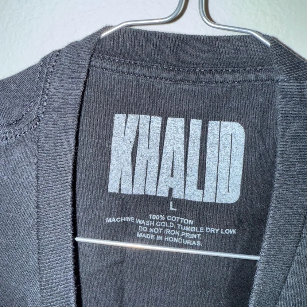 KHALID Summer Tour Black T-Shirt with Red Graphic Men's Size Large - Picture 10 of 10
